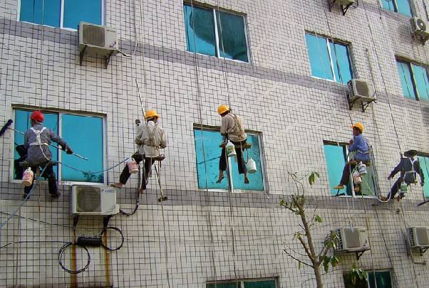 怎樣快速清除水性外墻涂料?教你這招，省時(shí)省力成本低