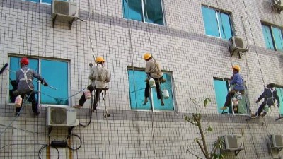 怎樣快速清除水性外墻涂料?教你這招，省時省力成本低