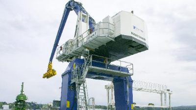 起重機械除銹更方便，青島恩澤化工鐵銹轉(zhuǎn)化劑一定要知道！